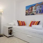 Διαμέρισμα Singularstays Mercado *