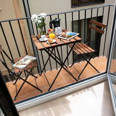 Singularstays Mercado *