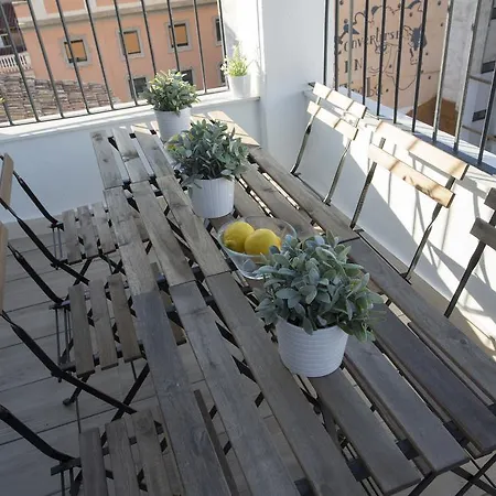 Singularstays Mercado * Walencja